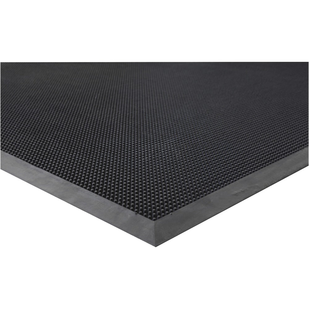 Image of Genuine Joe Scraper Mat, Brush Tip, 18"Wx28"Lx2/5"H, Black