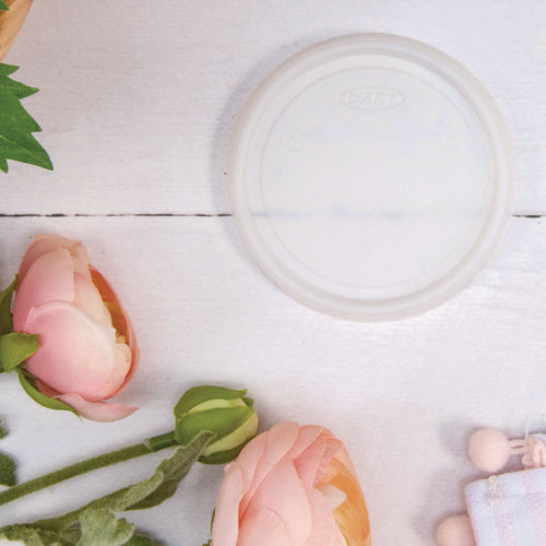 Image of SOLO® Non-Vented Cup Lids, Fits 6 oz Hot Cups/2 oz to 4 oz Food Containers, Plastic, Translucent, 1,000/Carton