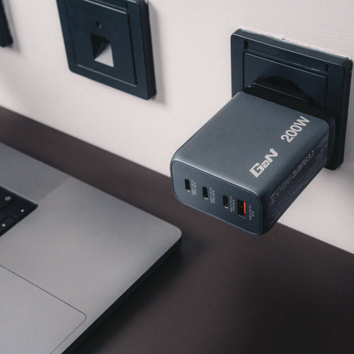 Image of Verbatim® 200 W 4-Port GaN Wall Charger, Black/Gray