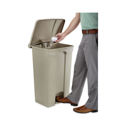 Image of Safco® Large Capacity Plastic Step-On Receptacle, 23 gal, Plastic, Tan